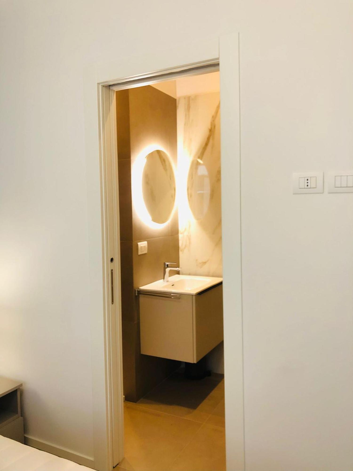 Urban Suite Бари Экстерьер фото