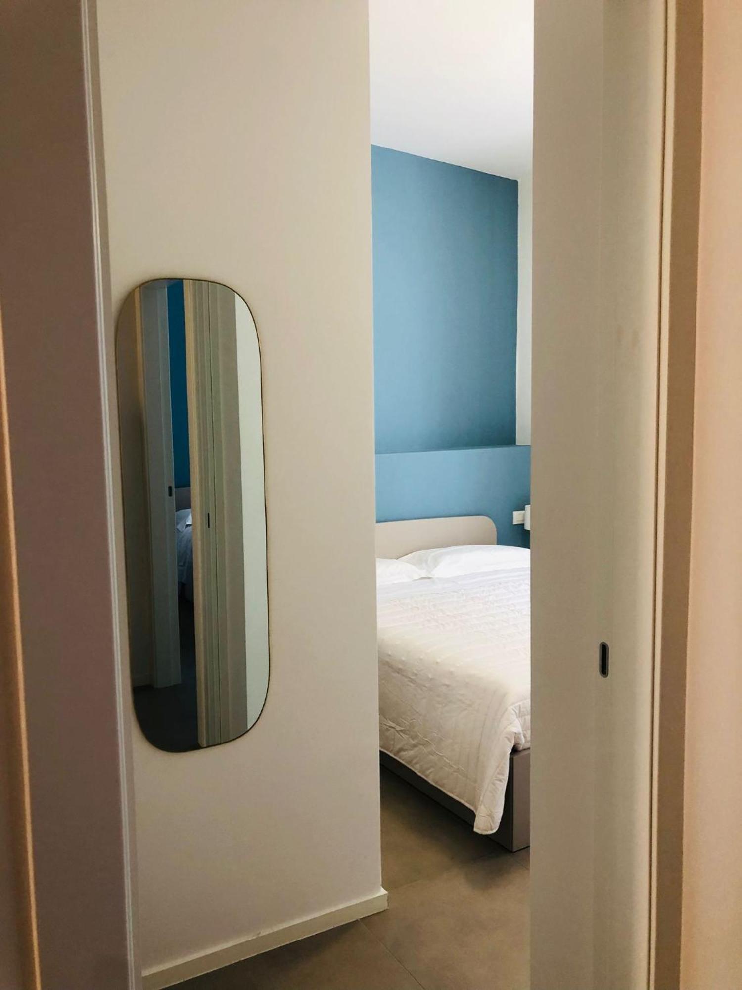 Urban Suite Бари Экстерьер фото